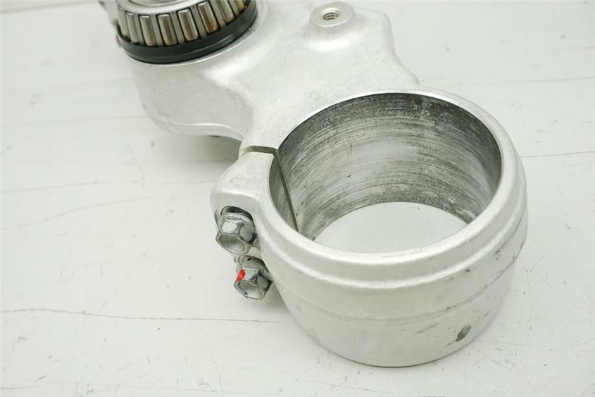 HUSABERG 550 FE LOWER TRIPLE CLAMP FORK