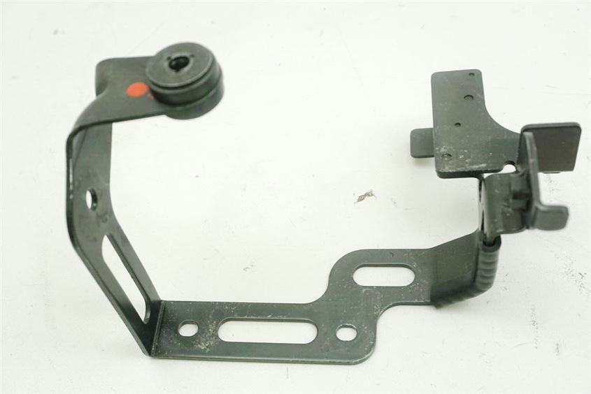 KAWASAKI Z 1000 ABS ZRT00B BRACKET ABS PUMP PRESSURE MODULATOR SUPPORT HOLDER