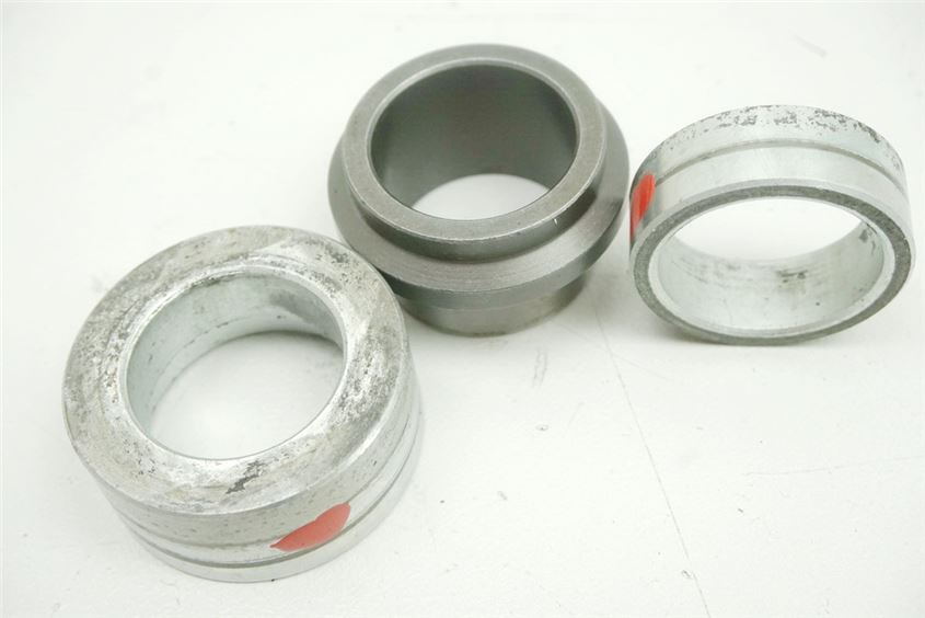 KAWASAKI Z 1000 ABS ZRT00B SEPARADORES CASQUILLO SEPARADOR LLANTA TRASERA EJE