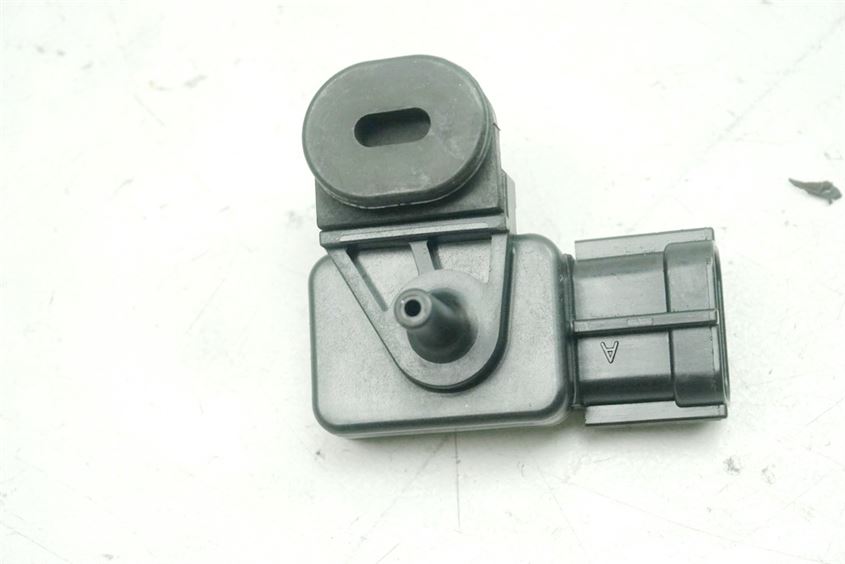 KAWASAKI Z 1000 ABS ZRT00B PRESSURE SENSOR