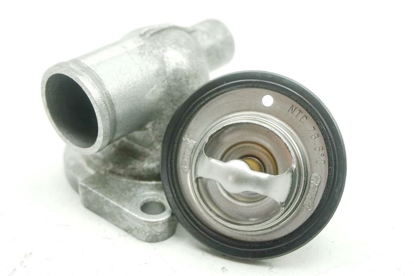 SUZUKI GSX-R 600 SRAD TERMOSTATO CARCASA DEL TERMOSTATO