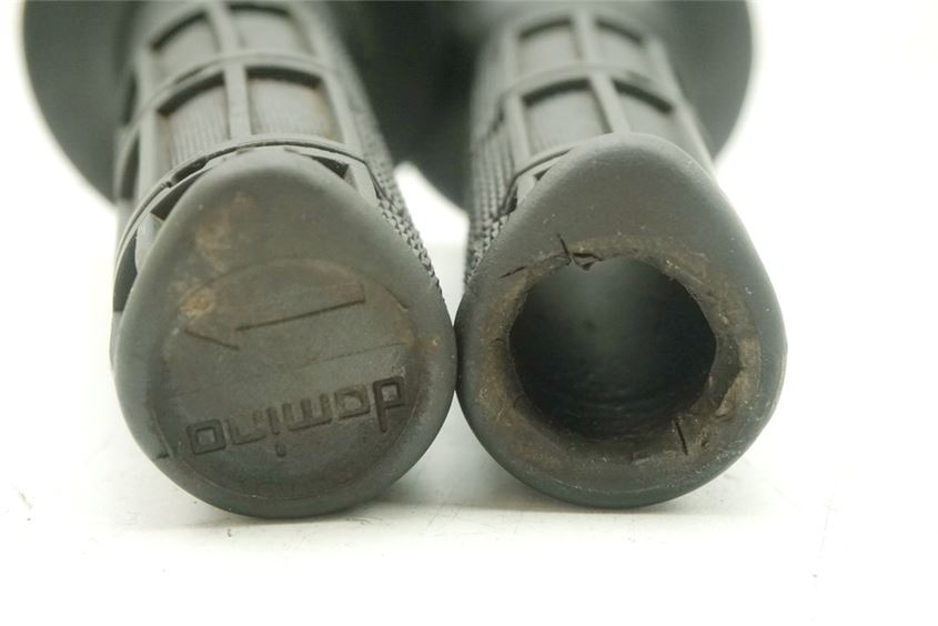 HUSABERG 550 FE THROTTLE GRIP GRIPS GRIP RUBBERS