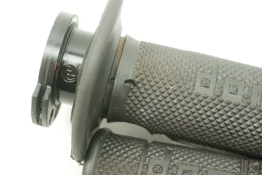 HUSABERG 550 FE THROTTLE GRIP GRIPS GRIP RUBBERS