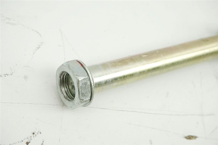 MZ / MUZ SX 125 SNZ1SX (SM) SCHWINGACHSE ACHSE SCHWINGE DISTANZHÜLSE
