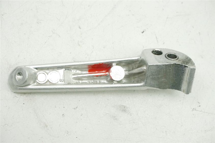 MZ / MUZ SX 125 SNZ1SX (SM) REPOSAPIÉS PASAJERO IZQUIERDO