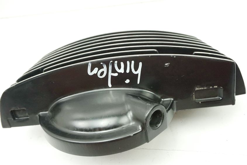YAMAHA XVS 1100 VP05 CLASSIC DRAG STA REAR CYLINDER HEAD COVER ENGINE COVER