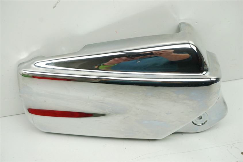 YAMAHA XVS 1100 VP05 CLASSIC DRAG STA TAPA LATERAL DERECHA CUBIERTA REGULADOR