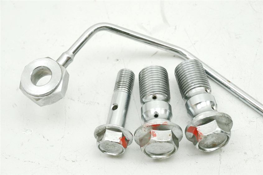 YAMAHA XVS 1100 VP05 CLASSIC DRAG STA TUBO DE ACEITE DEL MOTOR TUBO DE ACEITE PERNO HUECO