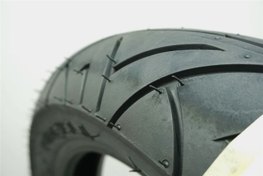Keine Angaben REIFEN PIRELLI SPORT DEMON - 110/80 -18 58V REIFEN