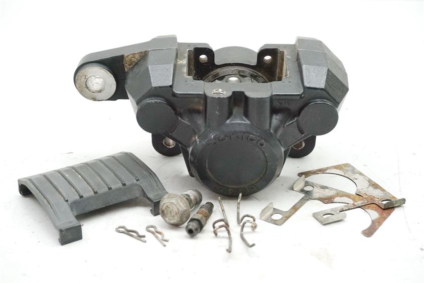 SUZUKI GS 500 E GM51B PINZA DE FRENO TRASERA
