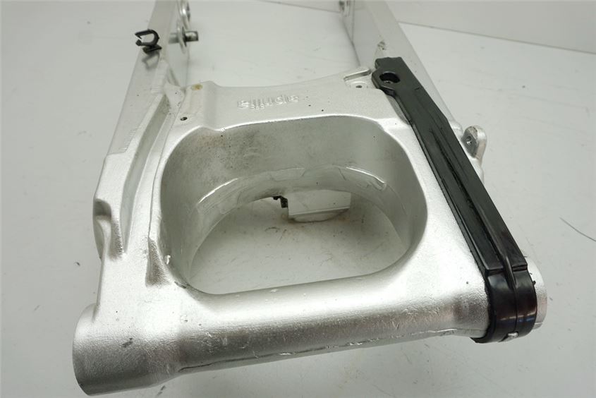 APRILIA ETV 1000 CAPO NORD SWINGARM