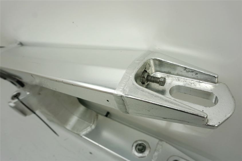 APRILIA ETV 1000 CAPO NORD SWINGARM