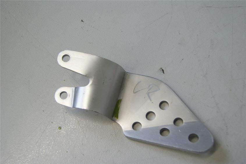 YAMAHA R6 RJ03 PROTECTOR TALÓN DERECHO