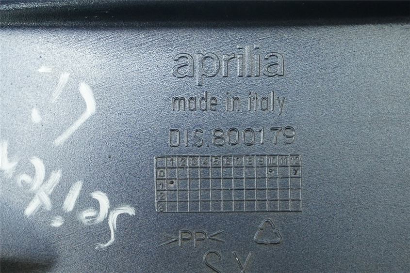 APRILIA ETV 1000 CAPO NORD SEITENDECKEL LINKS VERKLEIDUNG COVER ABDECKUNG
