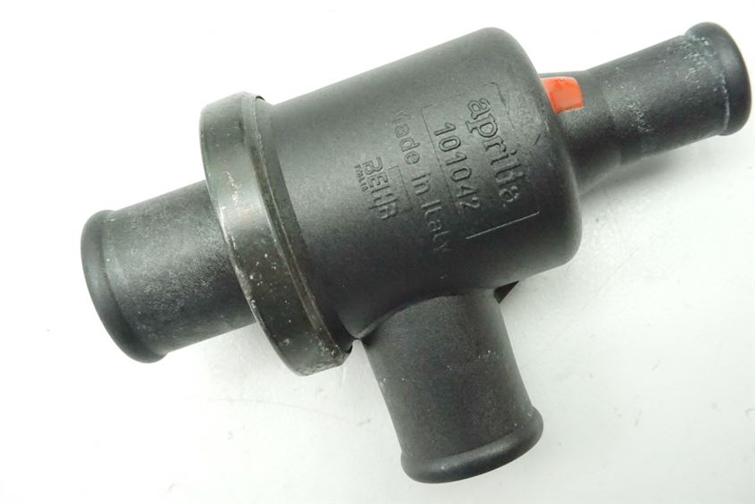 APRILIA ETV 1000 CAPO NORD THERMOSTAT THERMOSTATGEHÄUSE