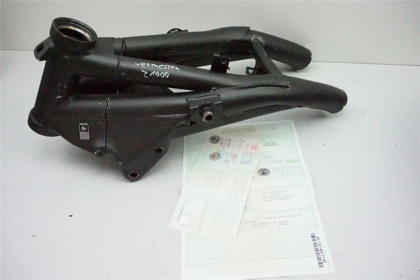KAWASAKI Z 1000 ABS ZRT00B CHASIS Y FICHA TÉCNICA CHASIS PLACA DE IDENTIFICACIÓN