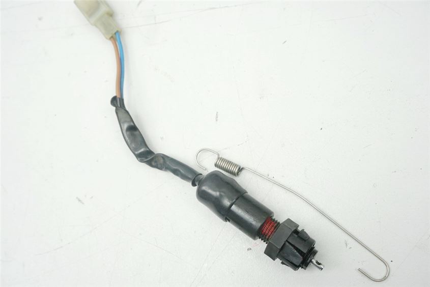 KAWASAKI KLE 500 LE500A INTERRUPTOR DE LUZ DE FRENO TRASERO