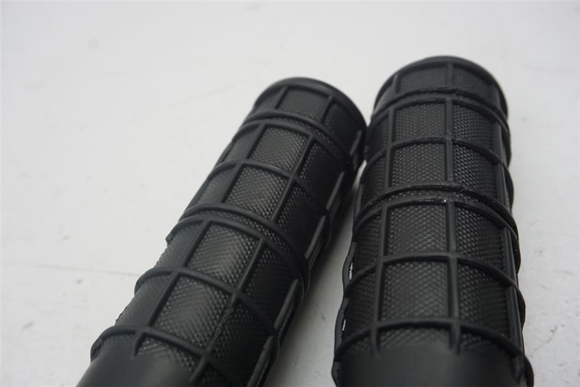 MZ / MUZ SX 125 SNZ1SX (SM) ACELERADOR EMPUÑADURA GOMAS DE PUÑO
