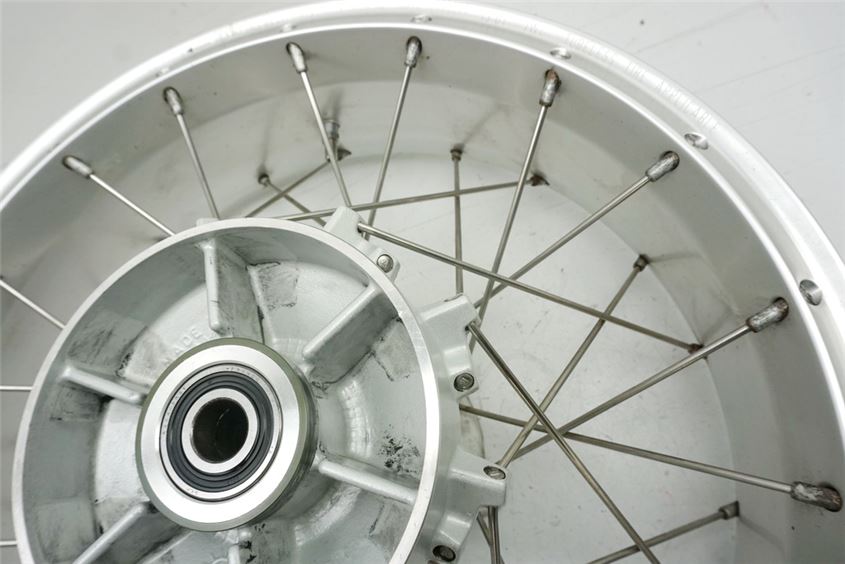 APRILIA ETV 1000 CAPO NORD FELGE HINTEN HINTERRAD WHEEL - UNFALLFREI