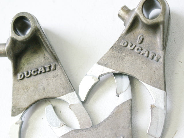 DUCATI 749 SCHALTKLAUEN SCHALTGABELN GETRIEBE