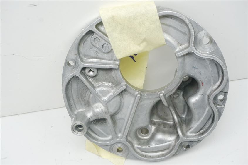 HONDA CX 500 C PC01 BRACKET GEAR SHAFT BEARING SEAT ENGINE COVER