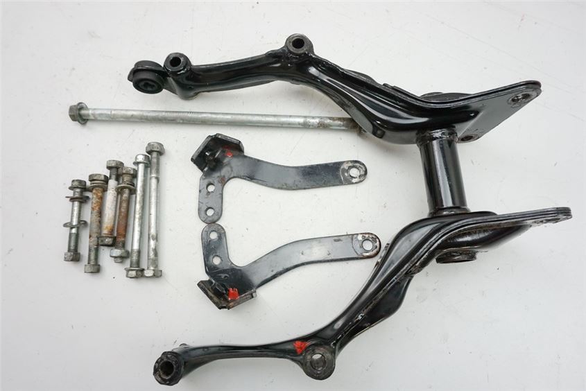 HONDA CX 500 C PC01 ENGINE MOUNT AXLE BOLTS SCREWS ENGINE BRACKET