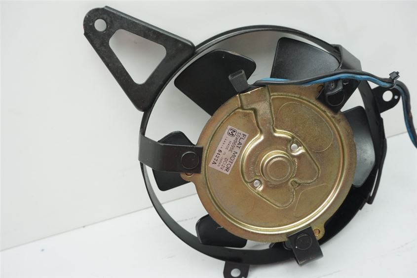 YAMAHA YZF 600 4TV THUNDERCAT LÜFTERRAD KÜHLER LÜFTER MOTOR