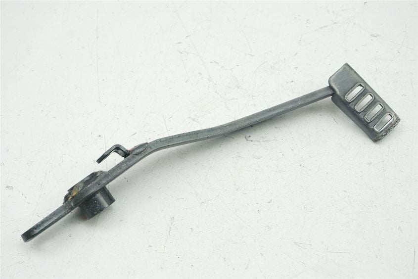 HONDA CBR 125 R JC39 PEDAL DE FRENO TRASERO