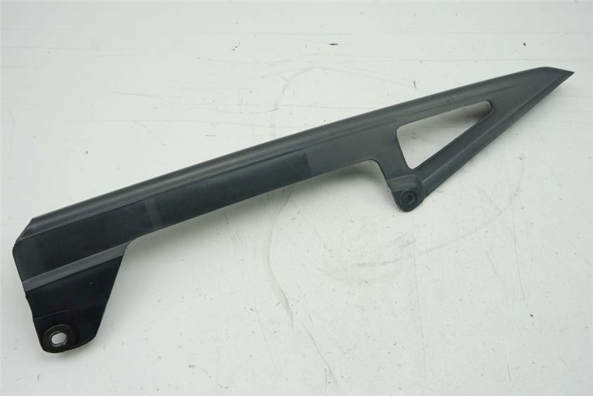 HONDA CBR 125 R JC39 PROTECTOR DE CADENA BASCULANTE TAPA CUBIERTA