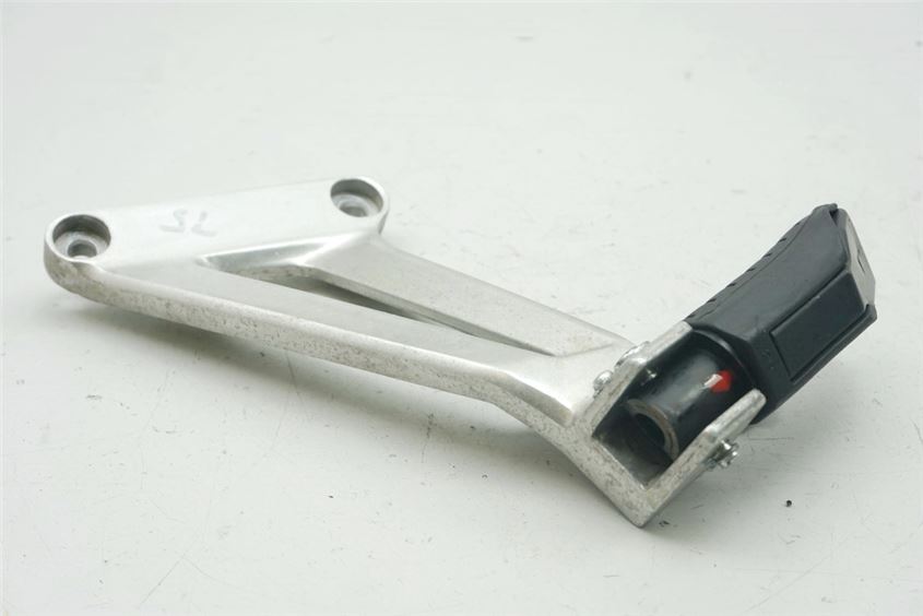 HONDA CBR 125 R JC39 REPOSAPIÉS PASAJERO IZQUIERDO SOPORTE REPOSAPIÉS