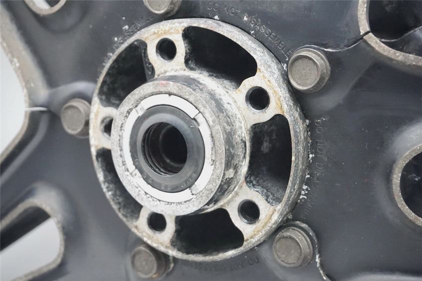 HONDA CB 650 C RC05 FELGE VORN VORDERRAD WHEEL - J 19 X MT 2.15