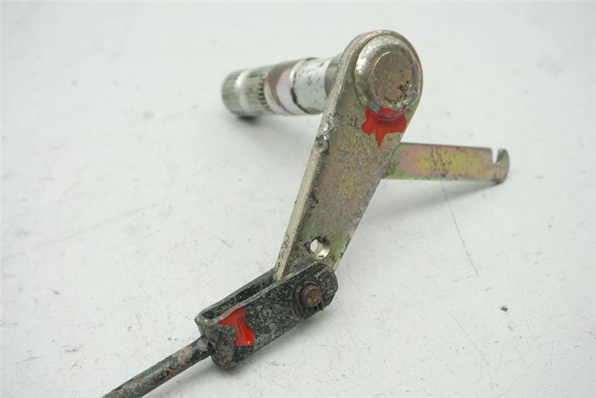 HONDA CB 650 C RC05 BREMSGESTÄNGE HALTER BREMSPEDAL
