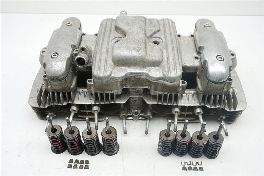 HONDA CB 650 C RC05 ZYLINDERKOPF VENTILE KIPPHEBEL