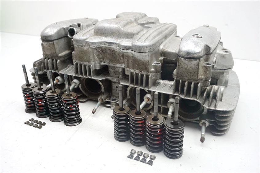 HONDA CB 650 C RC05 ZYLINDERKOPF VENTILE KIPPHEBEL