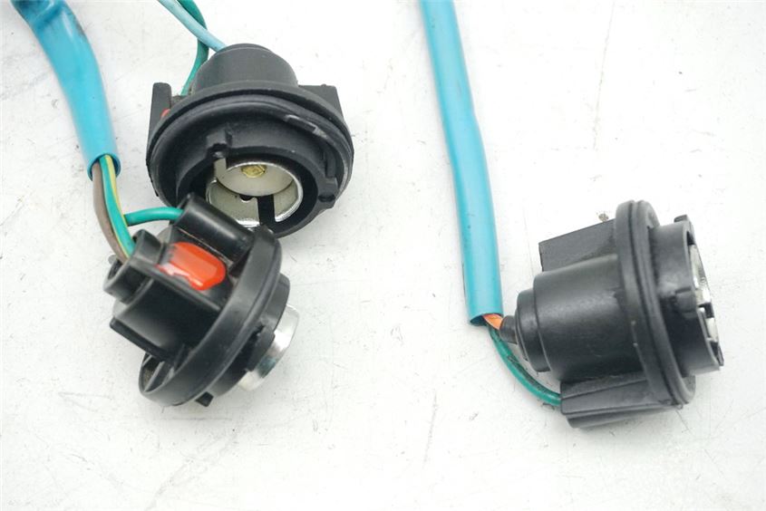 KYMCO DOWNTOWN 125 i KABELBAUM RÜCKLICHT KABEL