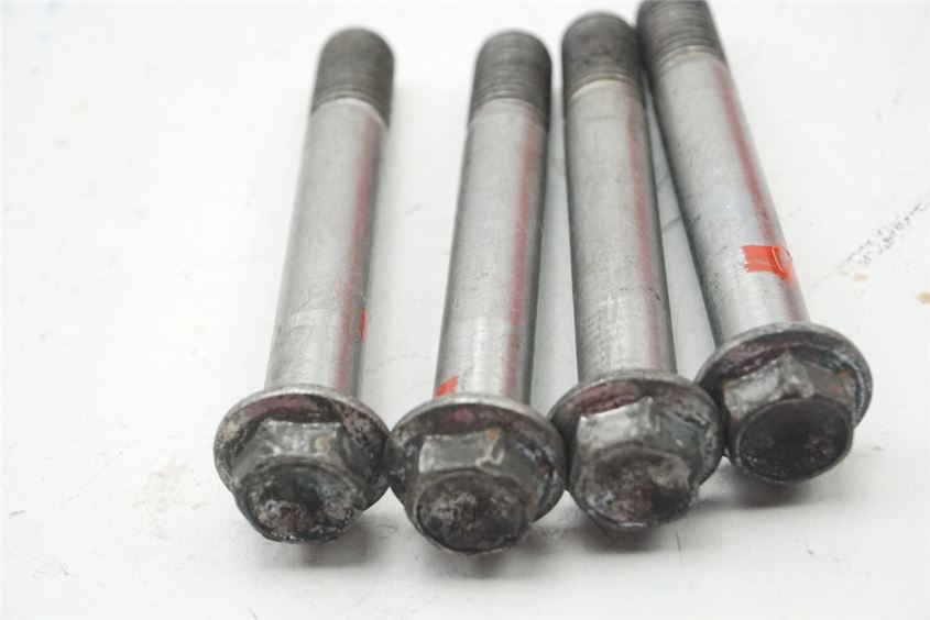 SUZUKI GSX-R 600 WVCV FRONT BRAKE CALIPER BOLTS - SET
