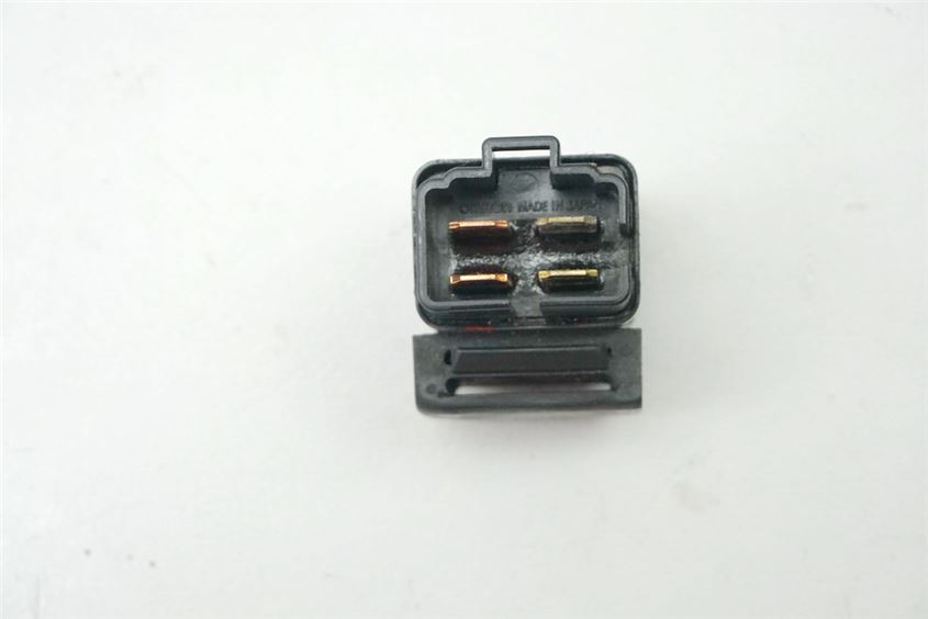 SUZUKI GSX-R 600 WVCV RELAY OMRON
