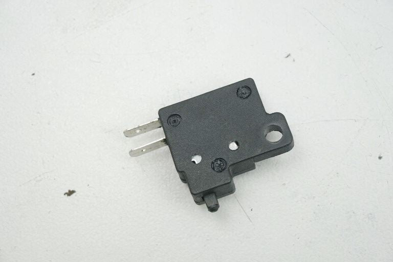 KYMCO HIPSTER 125 R1 INTERRUPTOR LUZ DE FRENO DELANTERO