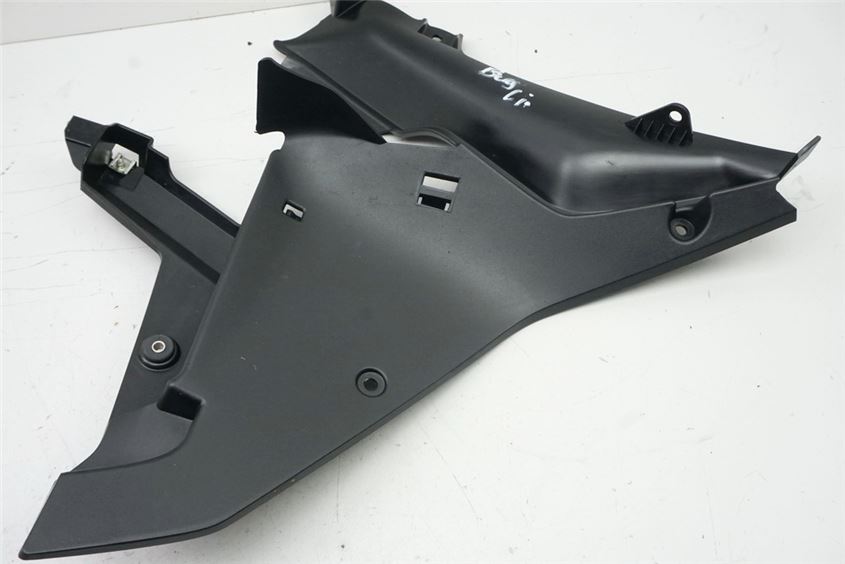BMW R 1200 RS R12WR (LC) CARENADO INTERIOR IZQUIERDO CUBIERTA LATERAL