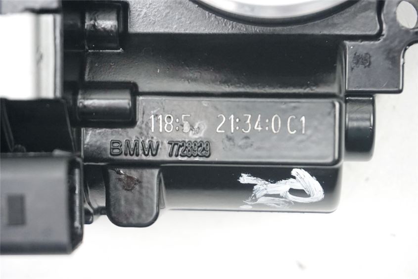 BMW R 1200 RS R12WR (LC) INJECTION SYSTEM RIGHT THROTTLE BODY