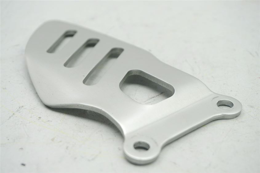 SUZUKI GSX-R 750 WVCF K6 K7 PROTECTOR TALÓN DERECHO