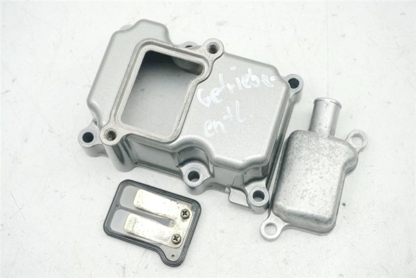SUZUKI GSX-R 750 WVCF K6 K7 MOTORDECKEL ENTLÜFTUNG COVER MOTOR GETRIEBE