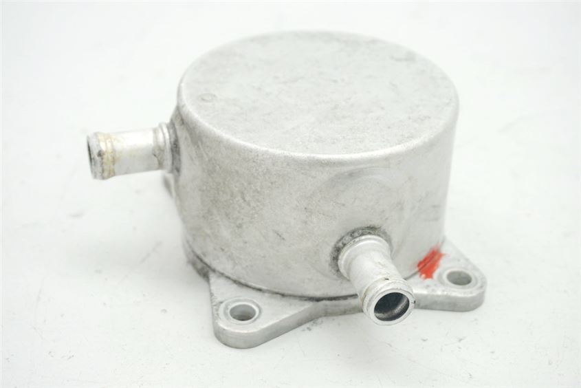 SUZUKI GSX-R 750 WVCF K6 K7 ÖLKÜHLER WÄRMETAUSCHER OIL COOLER