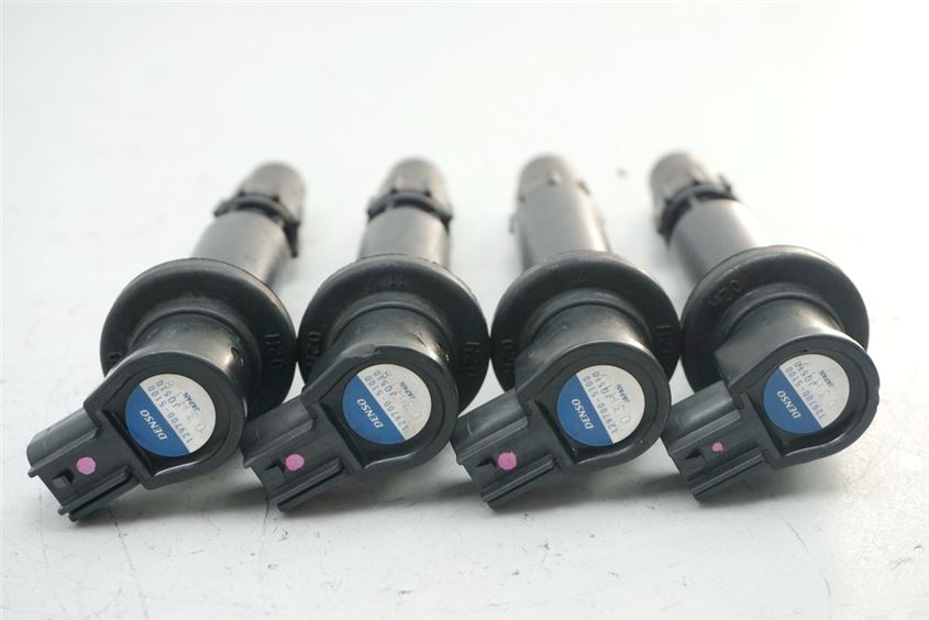 SUZUKI GSX-R 750 WVCF K6 K7 ZÜNDSPULEN - SATZ IGNITION COIL DENSO