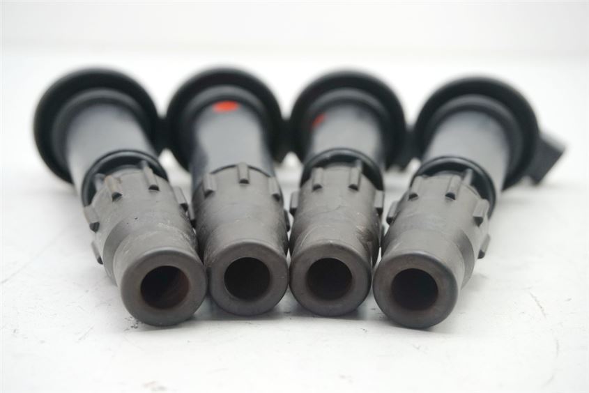 SUZUKI GSX-R 750 WVCF K6 K7 ZÜNDSPULEN - SATZ IGNITION COIL DENSO