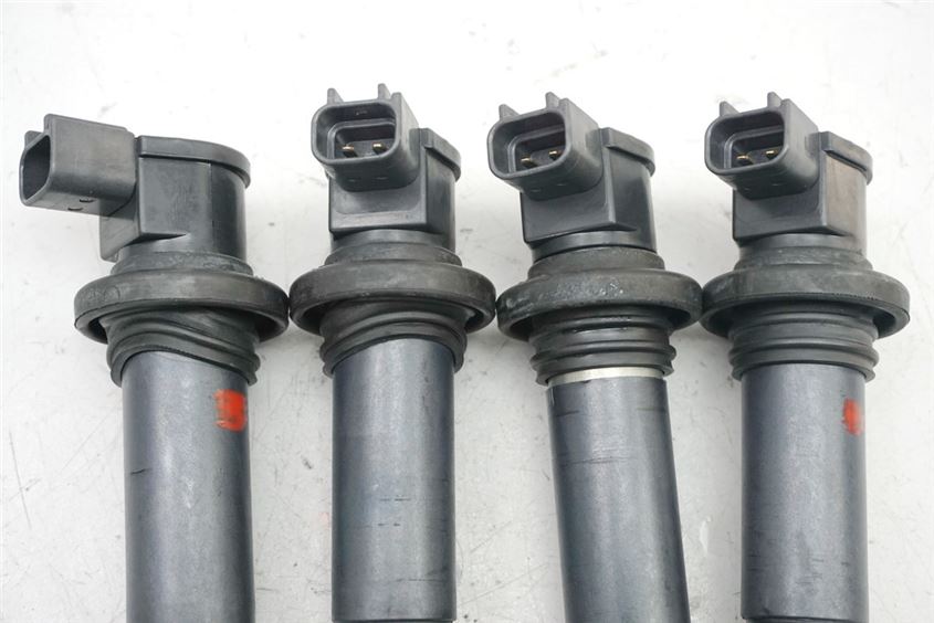 SUZUKI GSX-R 750 WVCF K6 K7 ZÜNDSPULEN - SATZ IGNITION COIL DENSO