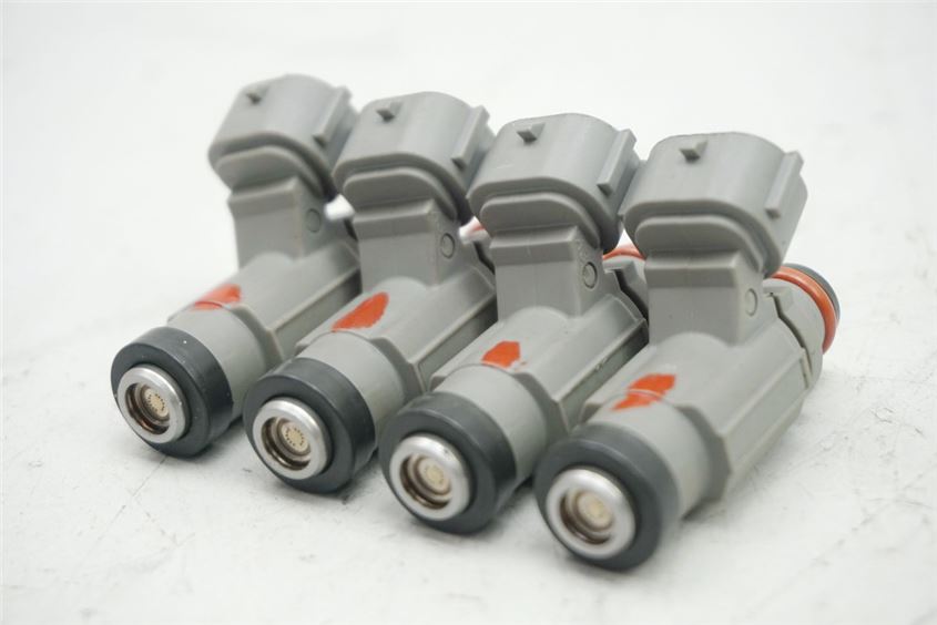 SUZUKI GSX-R 750 WVCF K6 K7 INYECTORES DE COMBUSTIBLE - GRIS