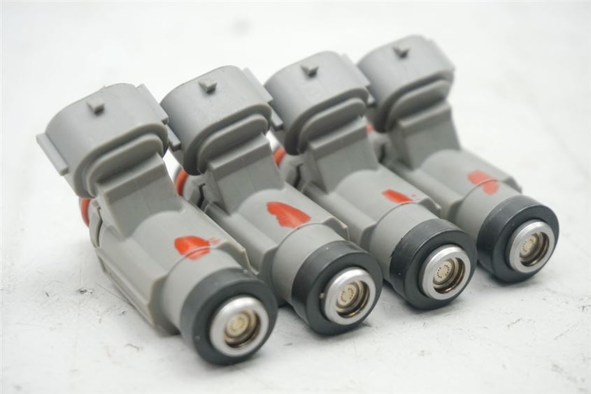 SUZUKI GSX-R 750 WVCF K6 K7 INYECTORES DE COMBUSTIBLE - GRIS