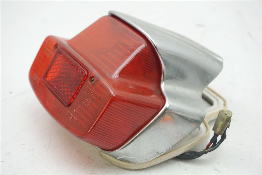 KAWASAKI Z 440 KZ 440 A RÜCKLICHT LAMPE TAIL LIGHT REAR