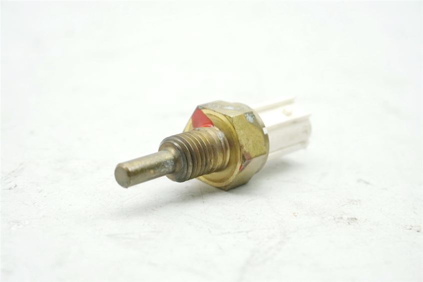 KYMCO DOWNTOWN 125 i SENSOR DE TEMPERATURA PARA ECU SENSOR DE TEMPERATURA
